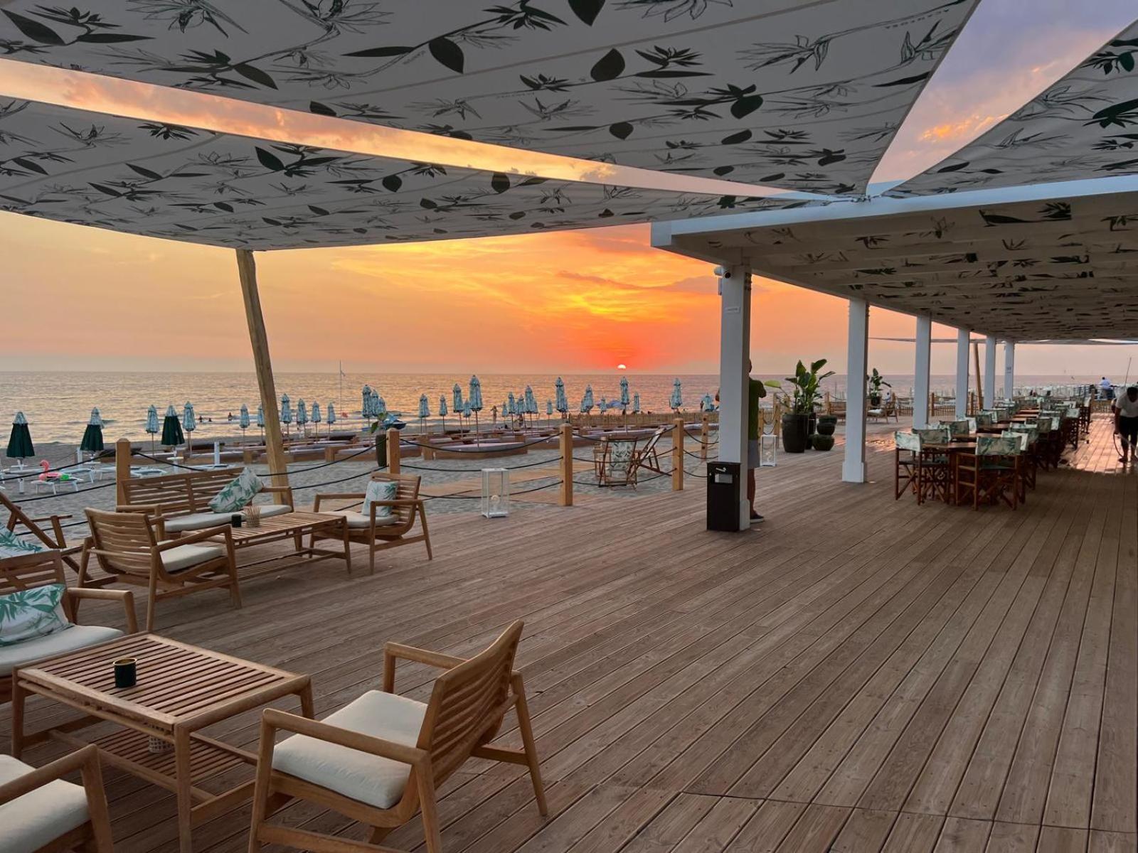 Hotel Cerere เพสตุม ภายนอก รูปภาพ
