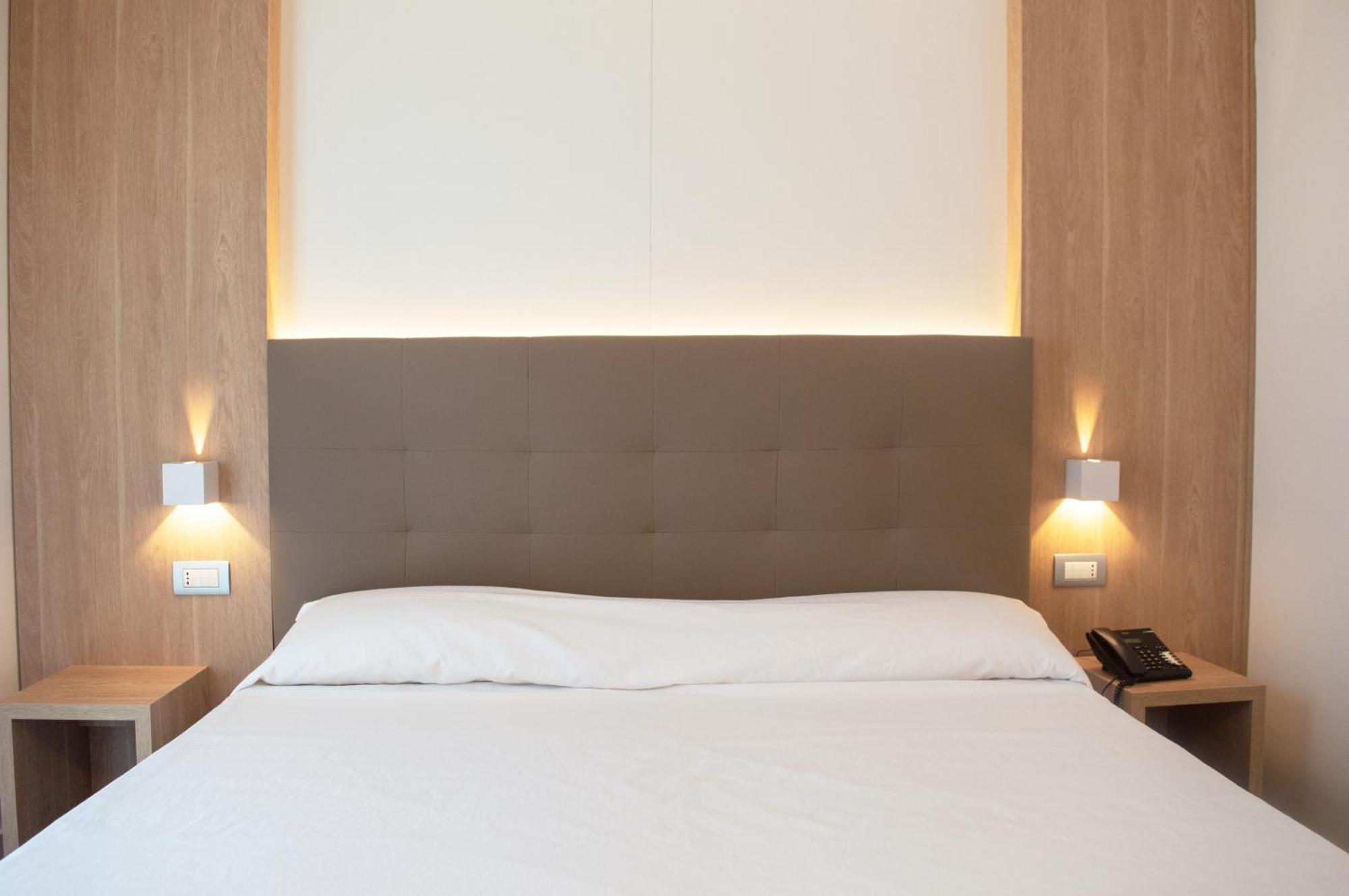 Hotel Cerere เพสตุม ภายนอก รูปภาพ